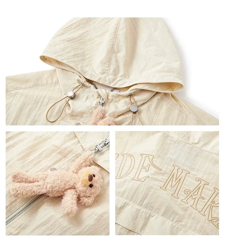 13DE MARZO Bear Thin Trainer Coat Almond