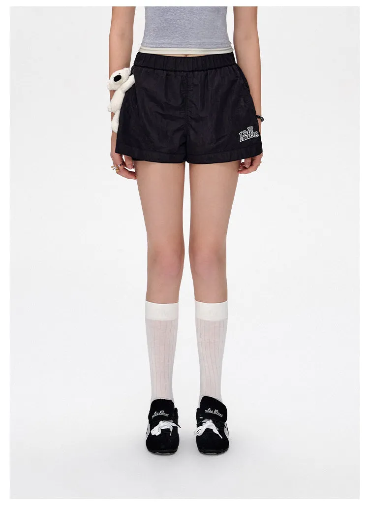 13DE MARZO Bear Thin Trainer Shorts