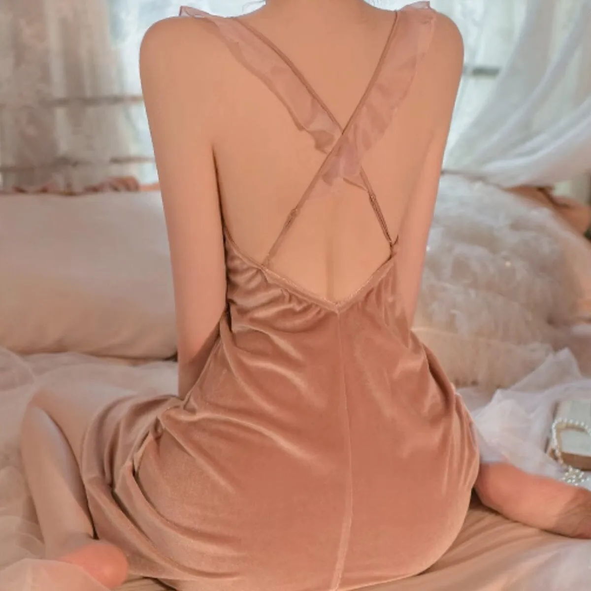 Abbey velvet slip