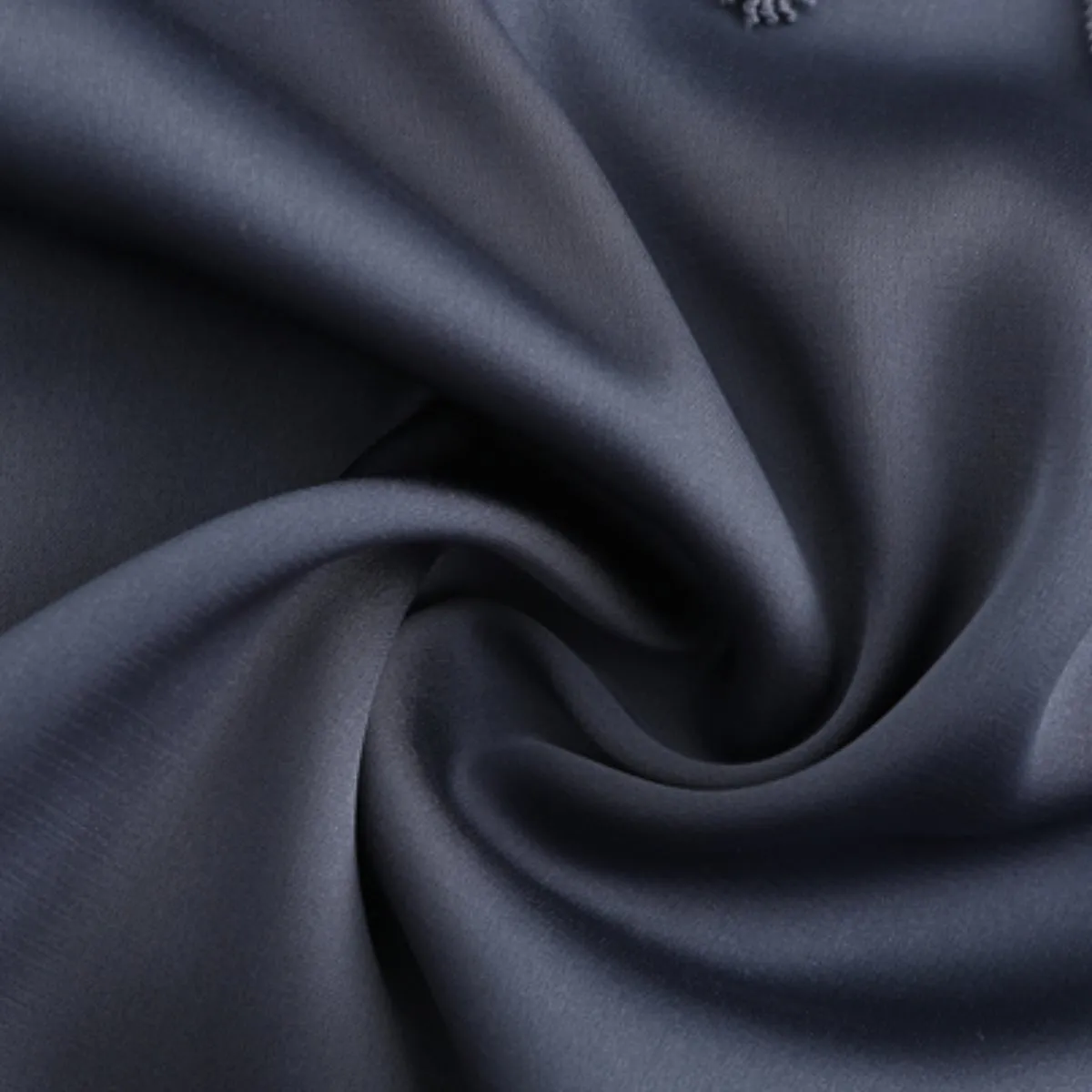 Ariel satin slip