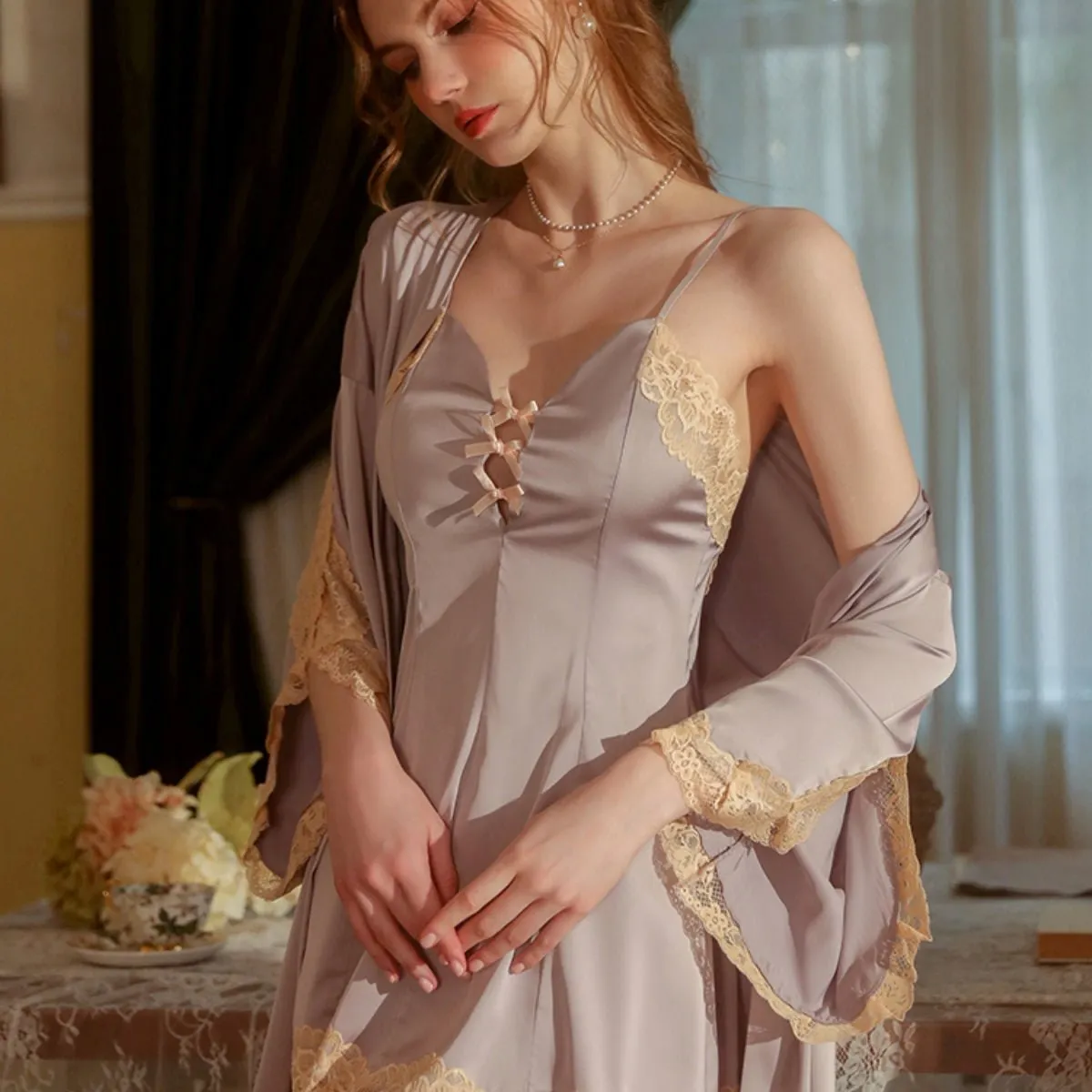 Avelane satin slip