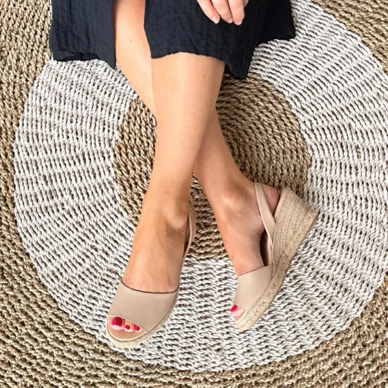 Classic Espadrille Wedge in Latte