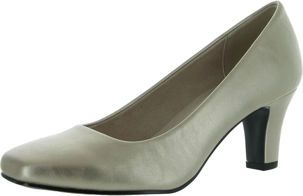 Easy Street Women's Poet Pump