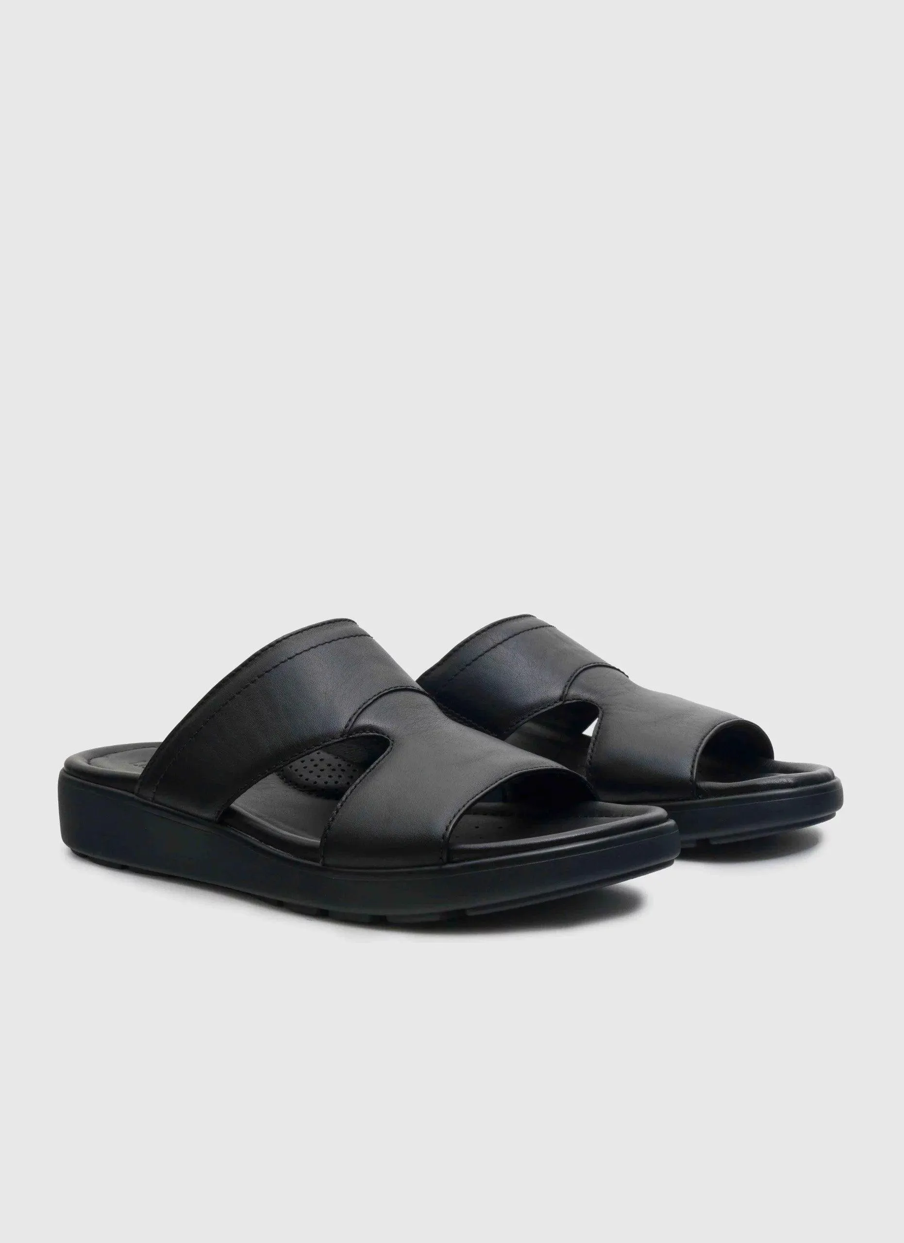 Finley Sandal