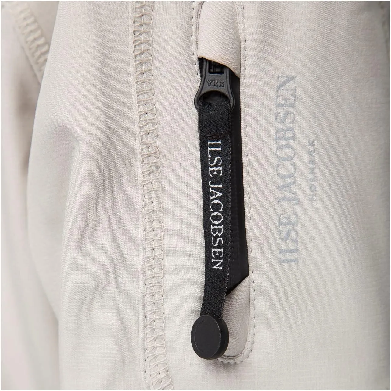 Ilse Jacobsen HORNBAEK Women's Classic Water Resistant Rain 37 Raincoat