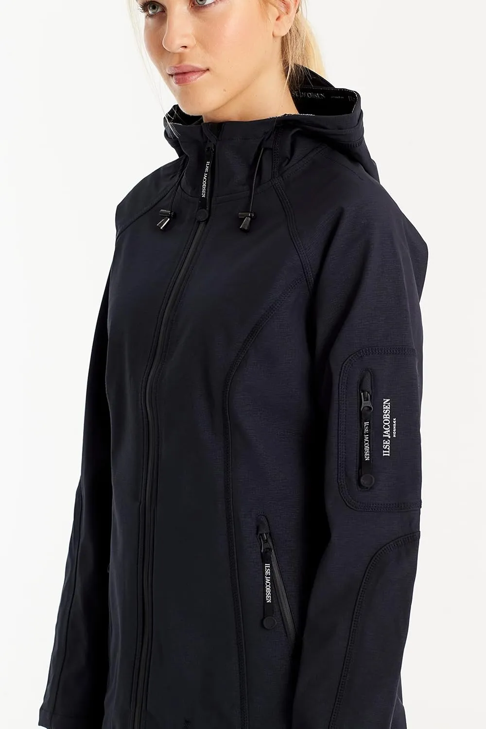 Ilse Jacobsen HORNBAEK Women's Classic Water Resistant Rain 37 Raincoat