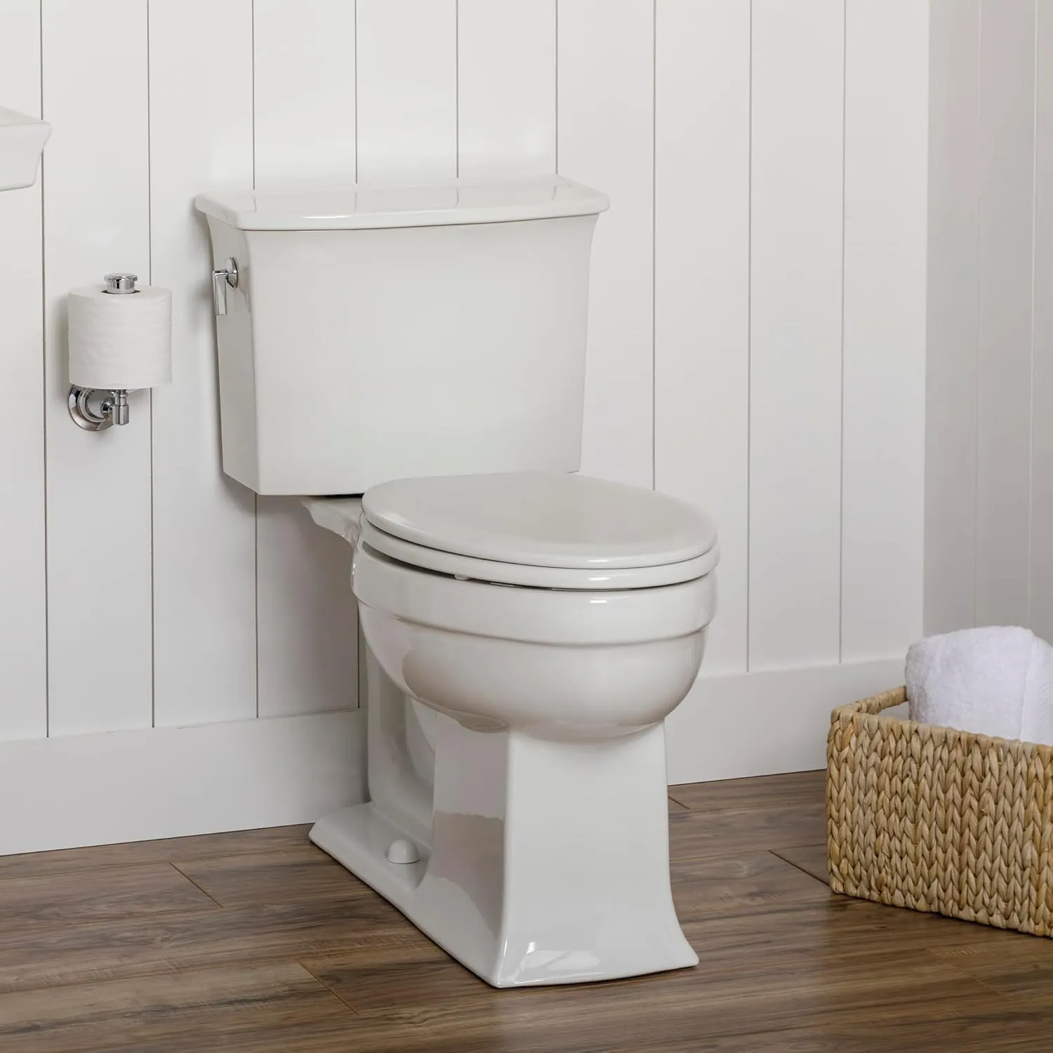 Mayfair Cameron Black Toilet Seat, Non Slip Heavy Duty Wood, Easy Clean, Made in USA, Round