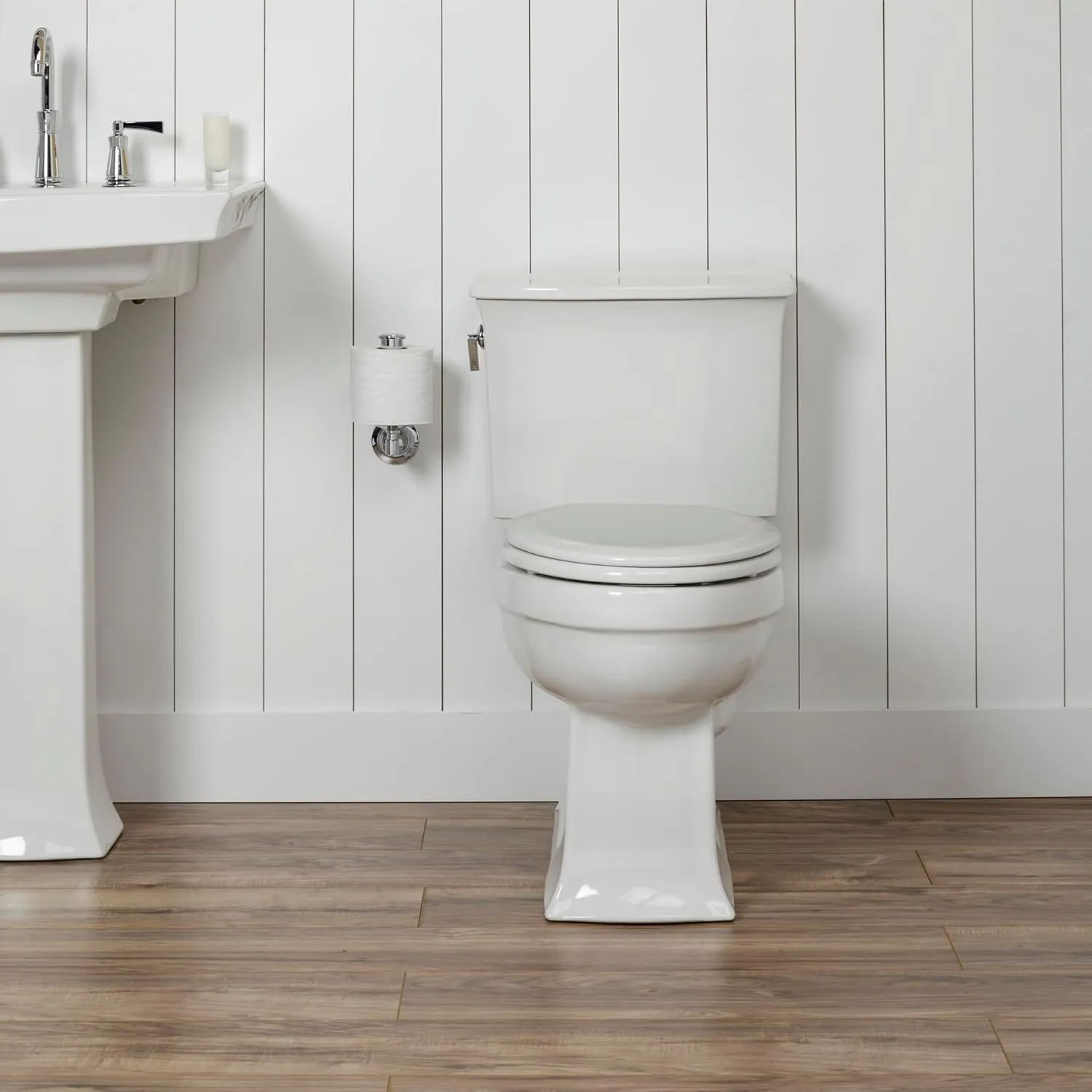 Mayfair Cameron Black Toilet Seat, Non Slip Heavy Duty Wood, Easy Clean, Made in USA, Round