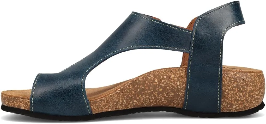 Taos Footwear Women's Fame Sandal