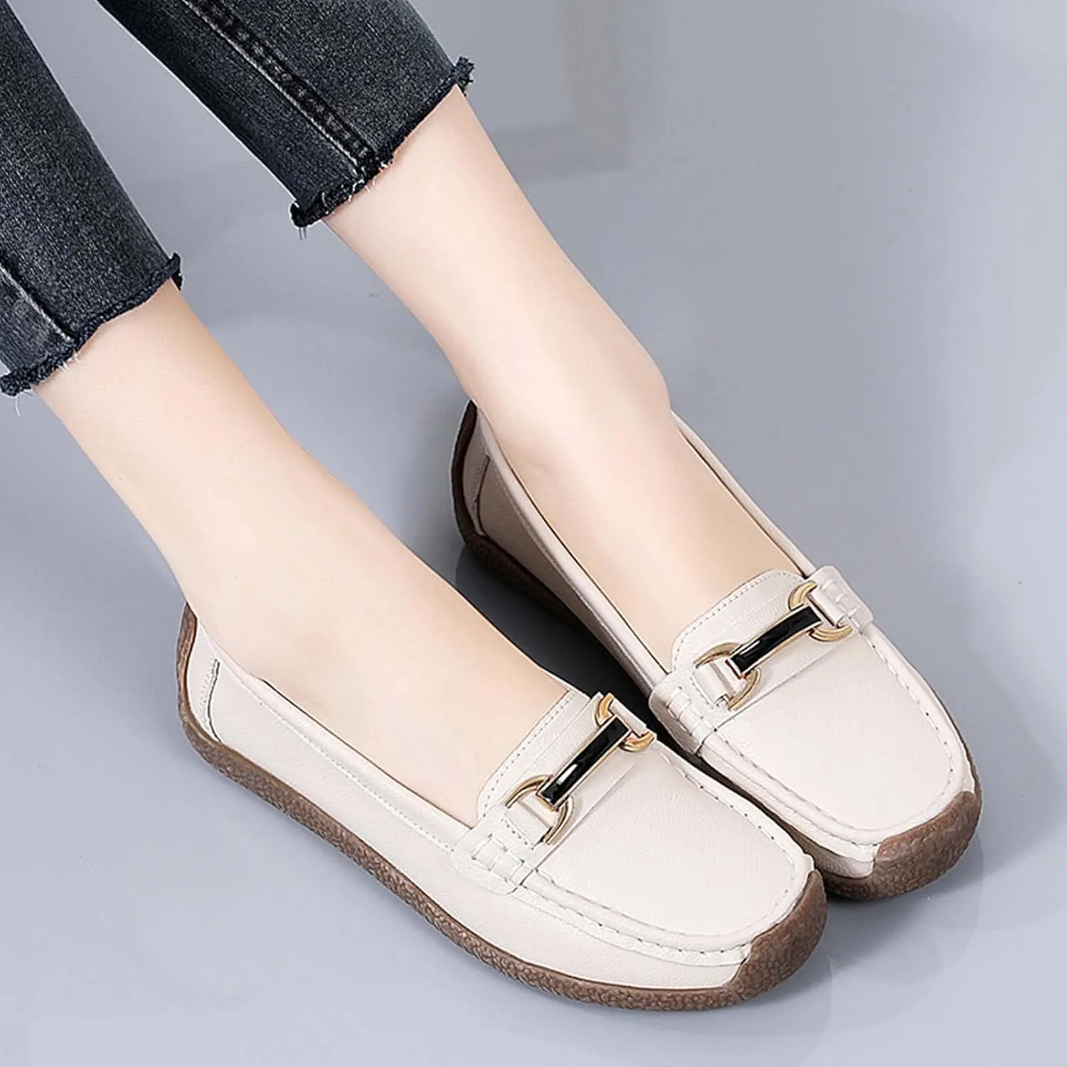Women's Slip On Flats Loafers Leather Moccasins Walking Shoes Driving Penny Loafer with Anti-Slip Rubber Sole